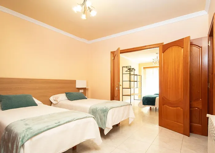 Ag Piso Río Miño Carballo, A 700m Del Centro Apartamento